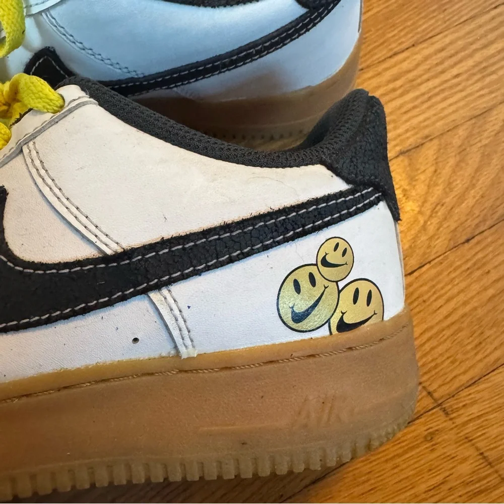 Nike Air Force 1 Size 6 Youth - Picture 6 of 10